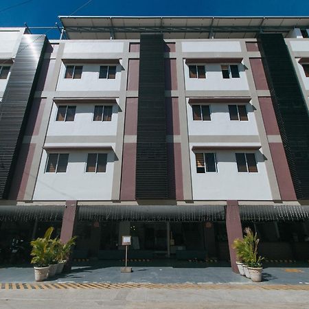 Reddoorz @ Leoncia Apartelle มันดาเวซิตี้ ภายนอก รูปภาพ