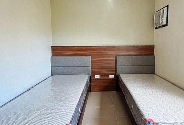 Reddoorz @ Leoncia Apartelle มันดาเวซิตี้ ภายนอก รูปภาพ