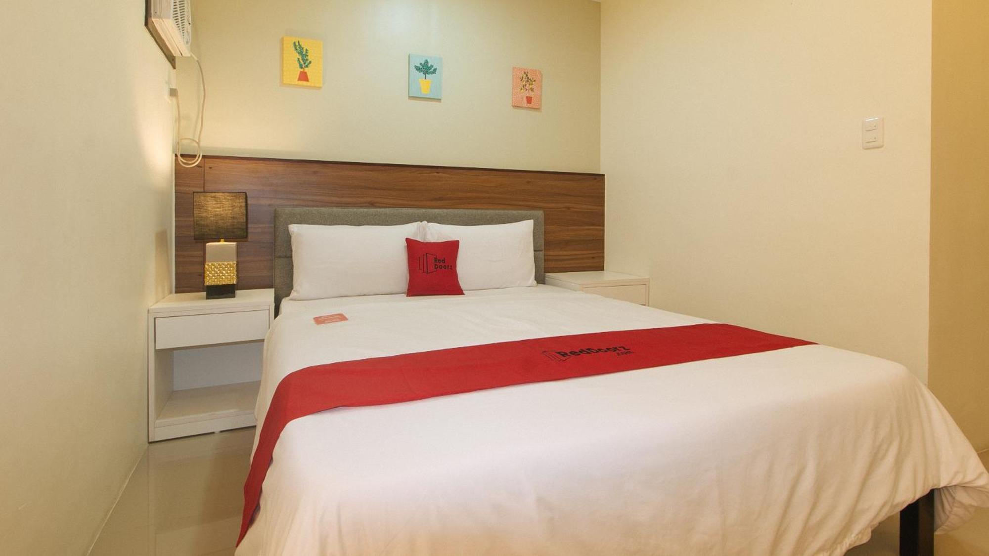 Reddoorz @ Leoncia Apartelle มันดาเวซิตี้ ภายนอก รูปภาพ